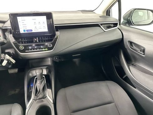 Used 2024 Toyota Corolla LE FWD image 24