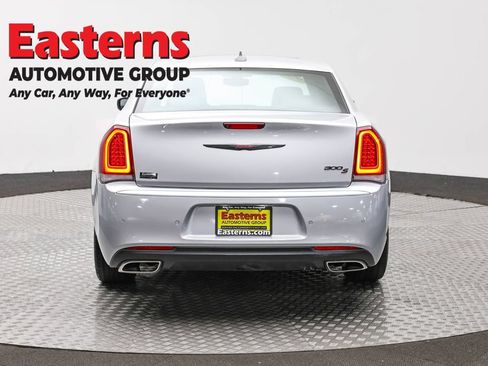 Used 2023 Chrysler 300 S RWD image 6