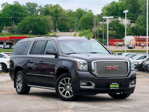 Used 2015 GMC Yukon XL Denali w/ Open Road Package AWD/4WD image 1