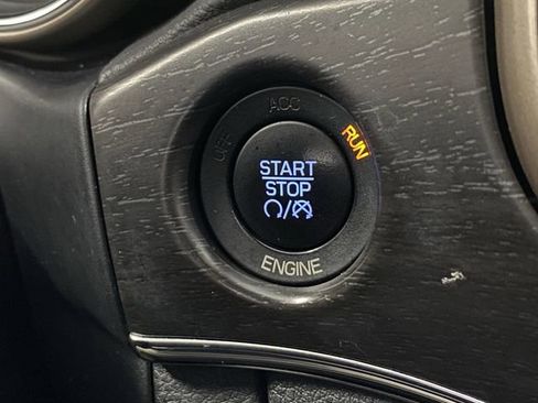 Used 2016 Jeep Grand Cherokee Limited image 30