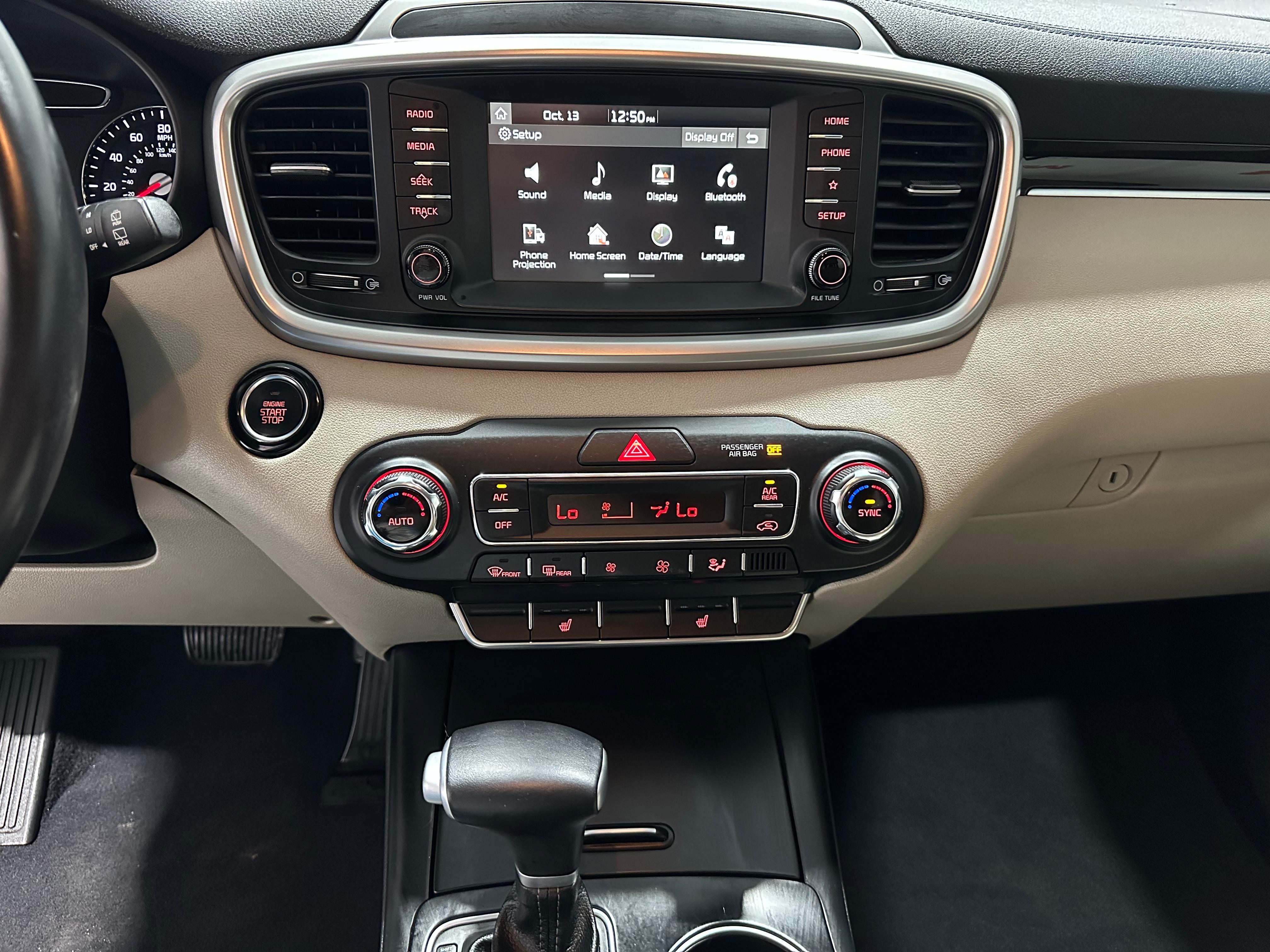 Used 2020 Kia Sorento S FWD image 19