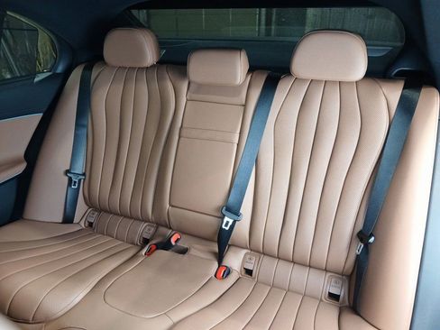 Used 2026 Mercedes-Benz E 450 4MATIC Sedan image 13
