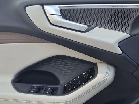 New 2025 Audi A5 2.0T Prestige image 25