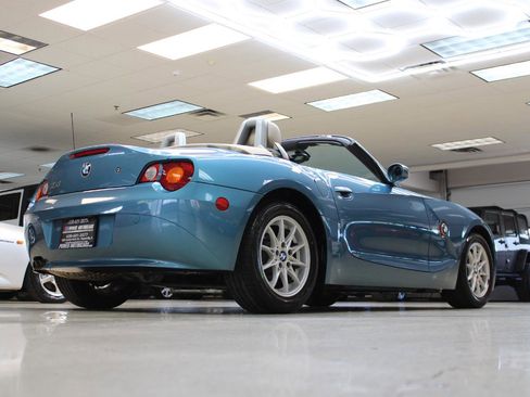Used 2003 BMW Z4 2.5i RWD image 32
