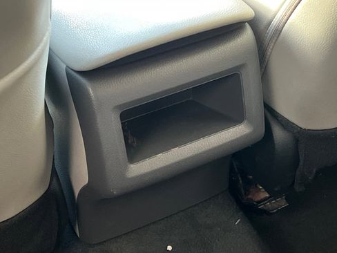 Used 2022 Toyota Camry SE image 42