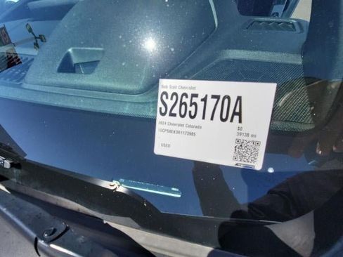 Used 2024 Chevrolet Colorado W/T RWD image 35