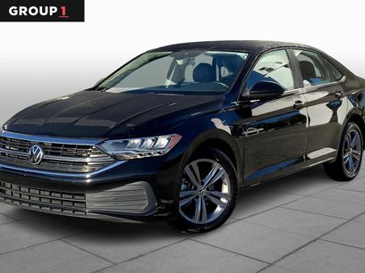 Used 2024 Volkswagen Jetta SE