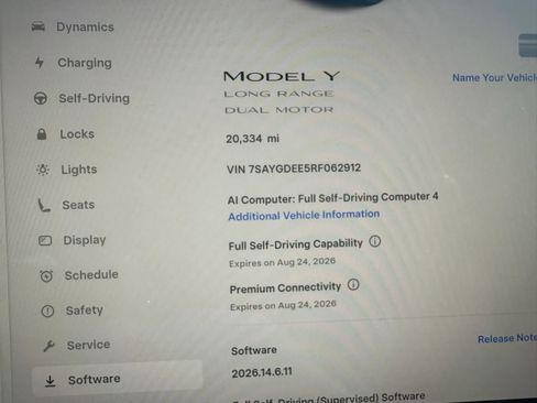 Used 2024 Tesla Model Y Long Range AWD/4WD image 4