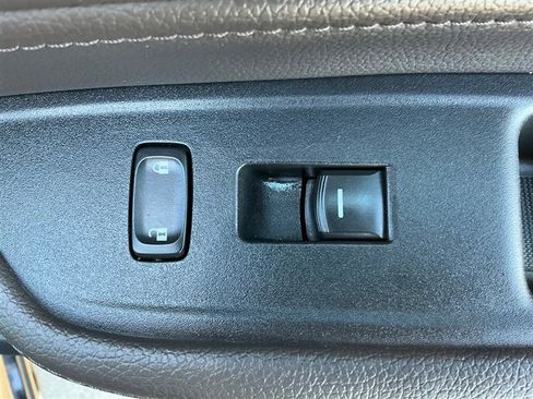 Used 2018 Honda Odyssey Touring image 37