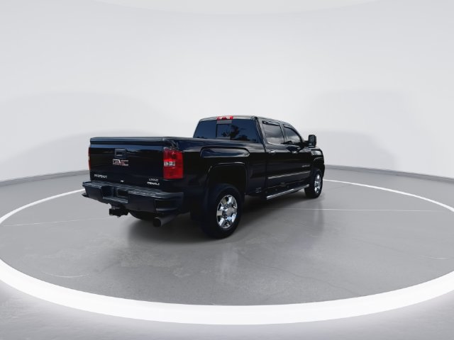 Used 2019 GMC Sierra 3500 Denali w/ Duramax Plus Package AWD/4WD image 11