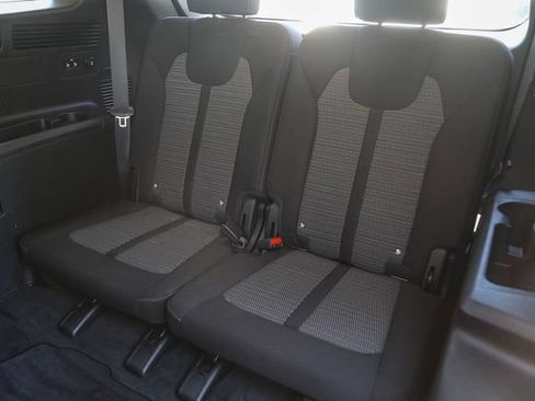Certified 2025 Kia Sorento LX FWD image 20