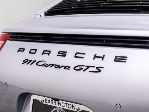 Used 2015 Porsche 911 Carrera GTS RWD image 32