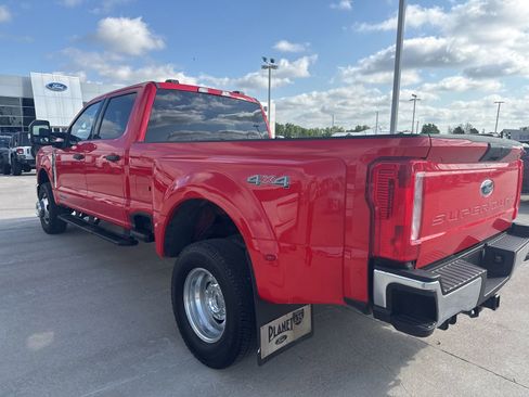 Used 2023 Ford F350 XLT AWD/4WD image 6