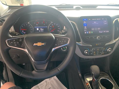 Used 2024 Chevrolet Equinox LT FWD image 16