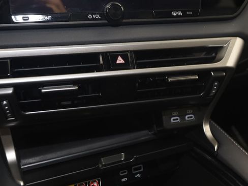 Used 2024 Lexus RX 350 Premium w/ Accessory Package (Z1) AWD/4WD image 31
