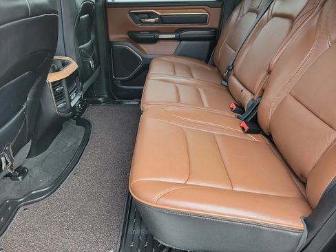 Used 2022 RAM 1500 Limited image 6