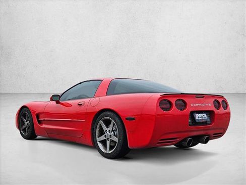 Used 2002 Chevrolet Corvette Coupe w/ Preferred Equipment Group2 RWD image 7