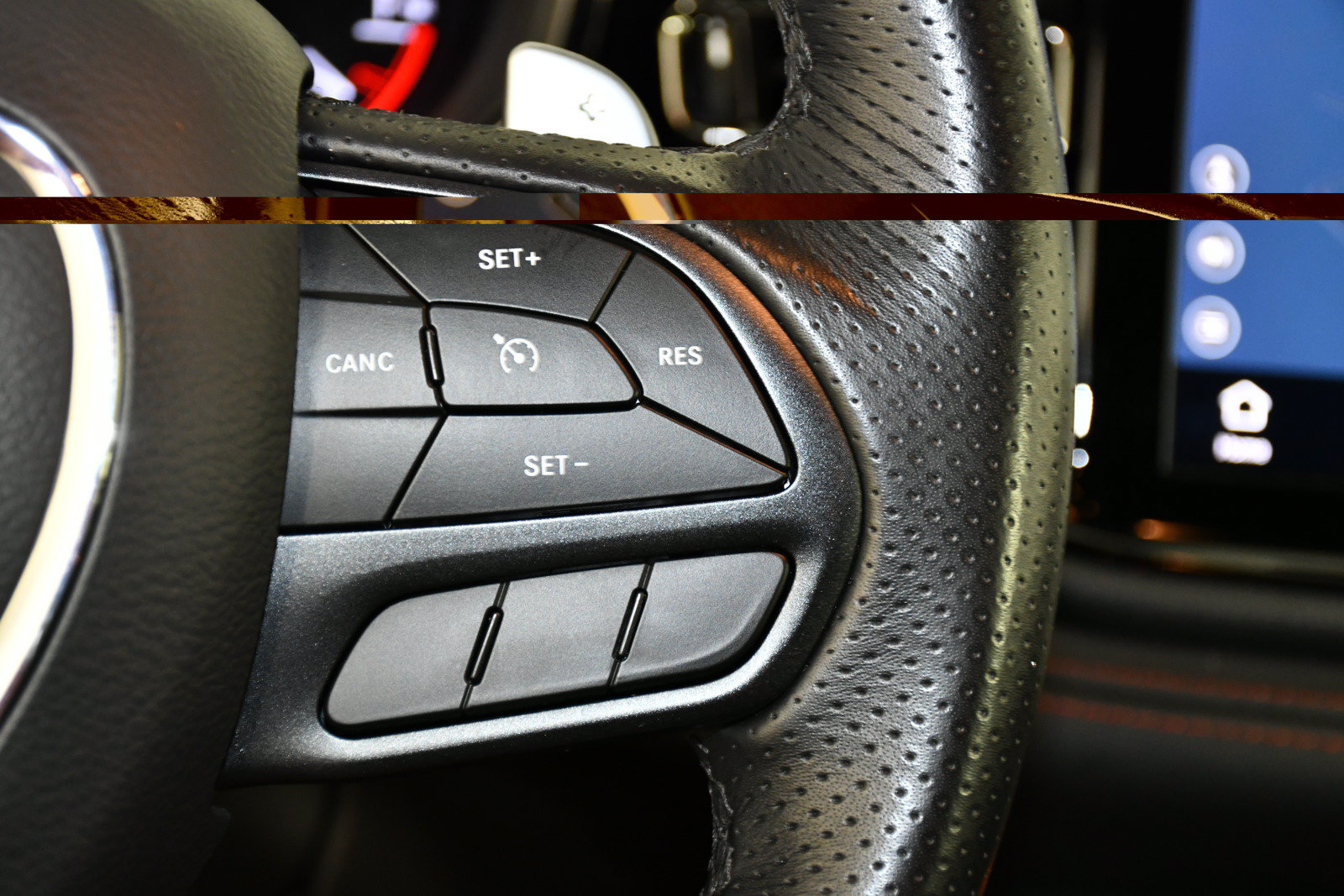 Used 2025 Dodge Durango GT AWD/4WD image 21