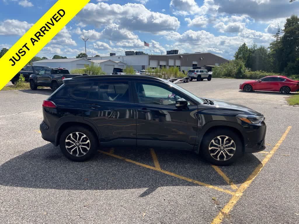 Used 2024 Toyota Corolla Cross AWD Hybrid w/ Moonroof Package image 5
