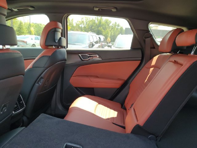 New 2026 Kia Sportage SX FWD image 15