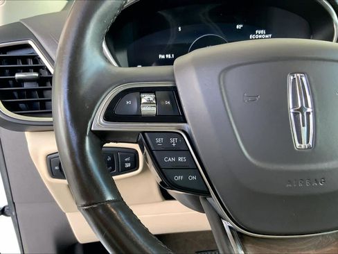 Used 2020 Lincoln Nautilus Reserve w/ Cargo Utility Package image 22