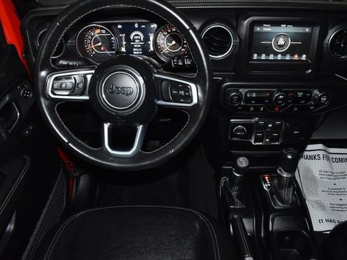 Certified 2020 Jeep Wrangler Unlimited Sahara w/ LED Lighting Group image 13