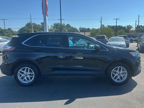 Used 2023 Ford Edge SEL image 5