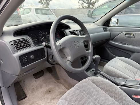 Used 2001 Toyota Camry CE image 17