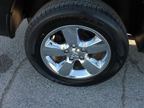 Used 2018 RAM 1500 Classic SLT image 59