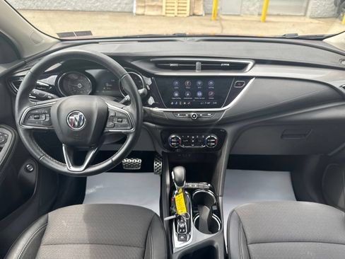 Used 2023 Buick Encore GX Select w/ Sport Touring Package FWD image 18