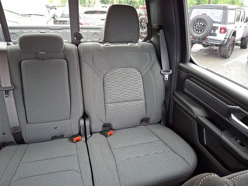 Used 2025 RAM 1500 Big Horn AWD/4WD image 14