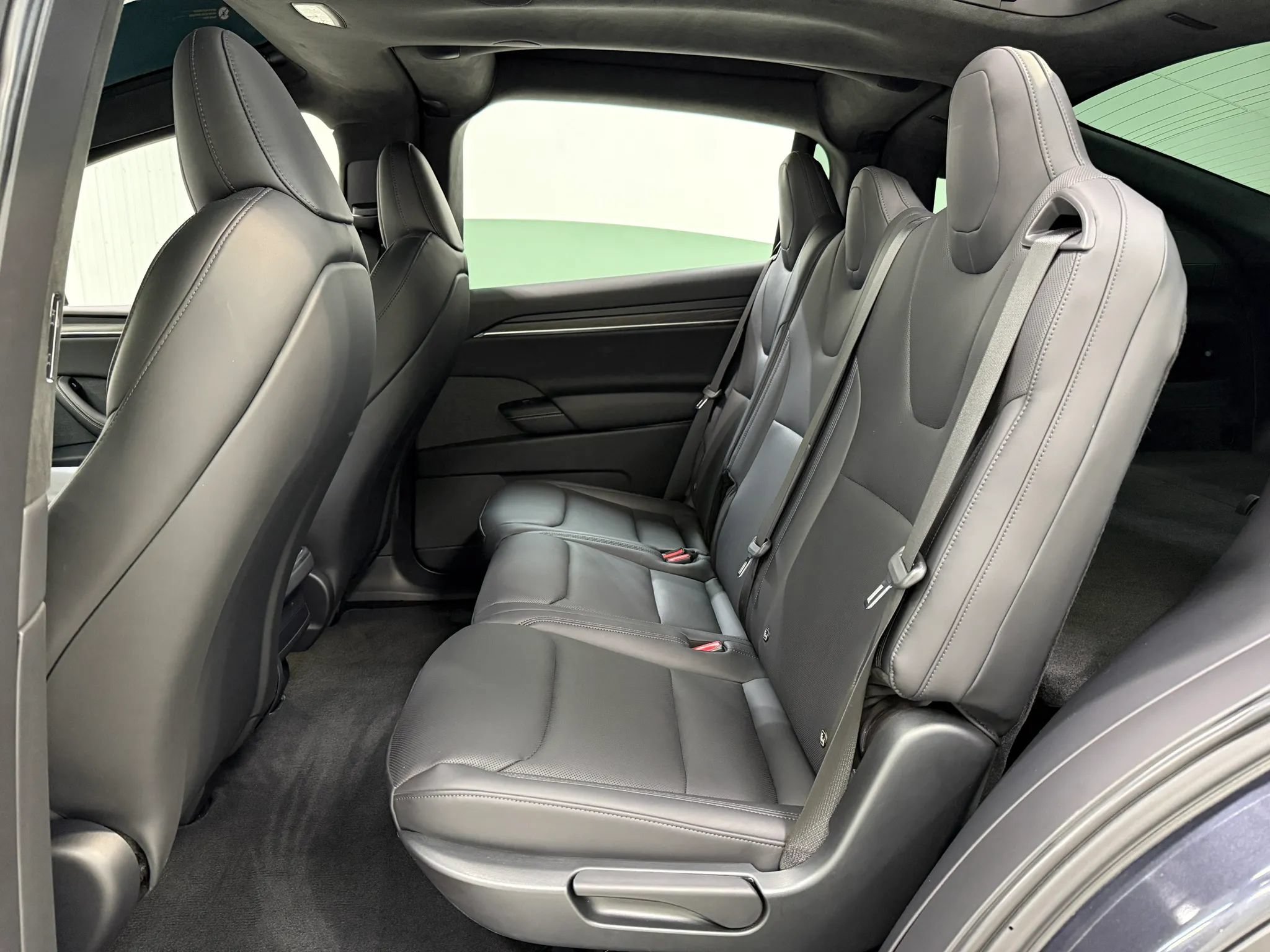 Used 2024 Tesla Model X AWD/4WD image 16