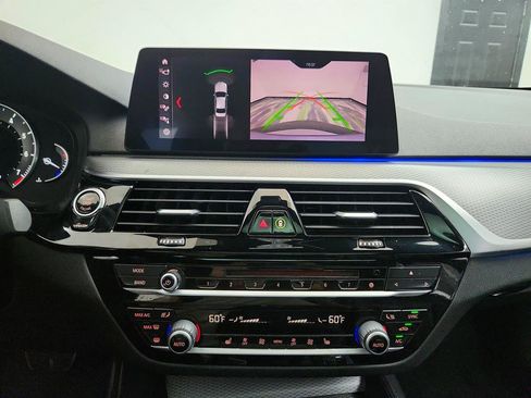 Used 2019 BMW 530i w/ M Sport Package RWD image 21