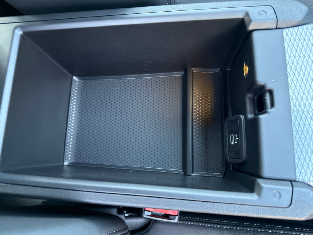 New 2026 BMW i4 eDrive40 w/ Premium Package RWD image 14