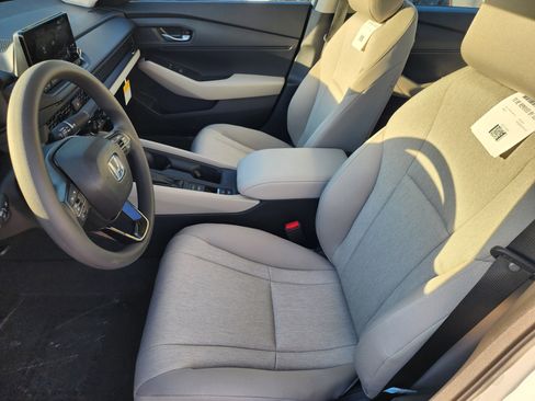 New 2025 Honda Accord LX image 9