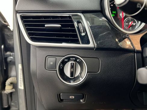 Used 2017 Mercedes-Benz GLE 350 4MATIC image 19