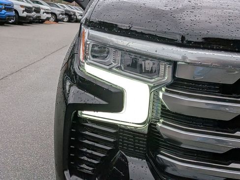 New 2026 Chevrolet Silverado 1500 High Country AWD/4WD image 11