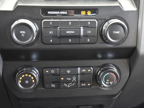 Used 2019 Ford F250 XL w/ STX Appearance Package image 36