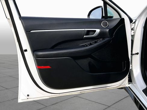 Certified 2025 Hyundai Sonata SEL FWD image 22