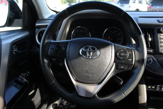 Used 2016 Toyota RAV4 Limited w/ Advanced Technology Package AWD/4WD image 27