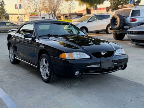 Used 1998 Ford Mustang Cobra image 4