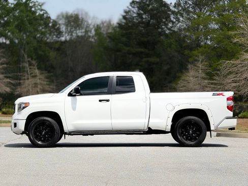 Used 2021 Toyota Tundra SR5 w/ SX Package AWD/4WD image 9