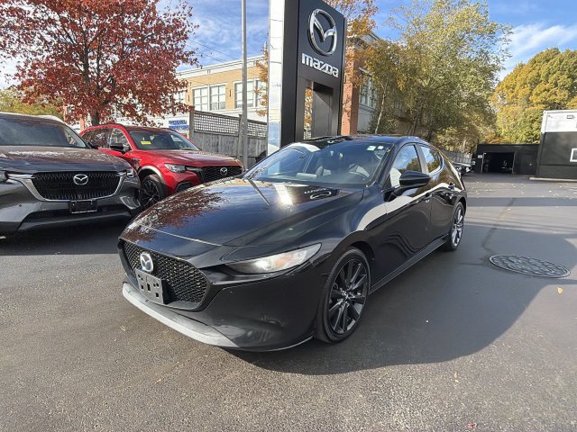 Used 2019 MAZDA MAZDA3 AWD Hatchback w/ Preferred Pkg image 4