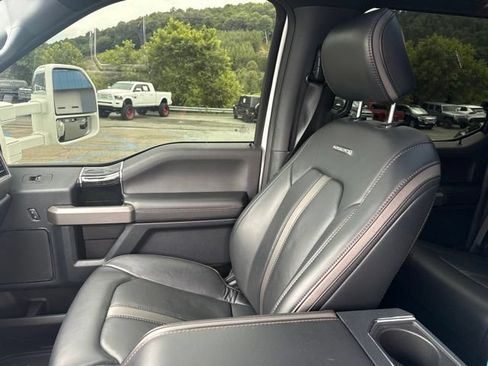 Used 2022 Ford F450 Platinum w/ FX4 Off-Road Package AWD/4WD image 17