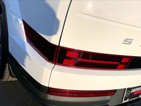 Used 2025 Hyundai Santa Fe Limited image 30