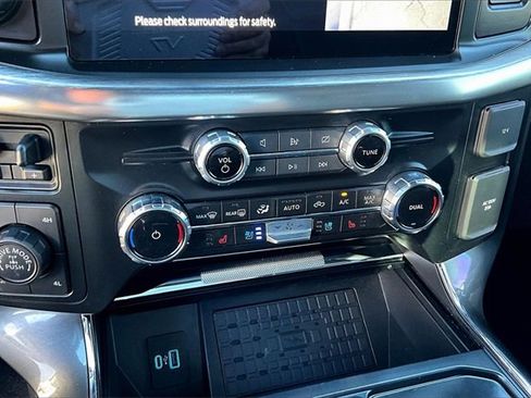 Used 2023 Ford F150 Lariat w/ Equipment Group 502A High image 21