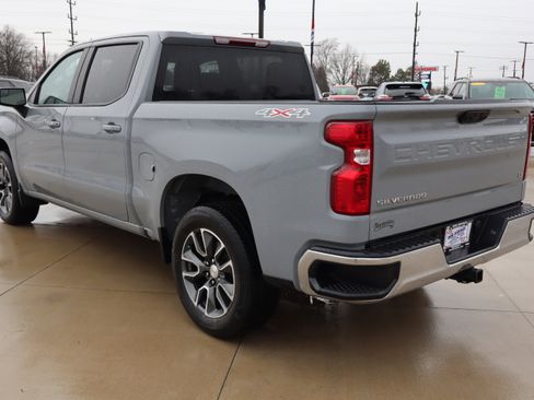 Used 2024 Chevrolet Silverado 1500 LT image 7