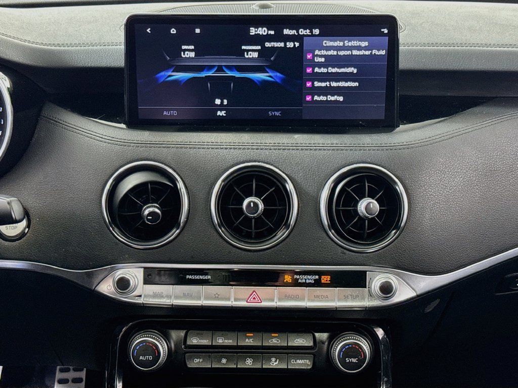 Used 2022 Kia Stinger GT-Line w/ Sun & Sound Package AWD/4WD image 16