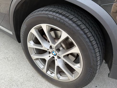 Used 2024 BMW X5 xDrive40i w/ Premium Package AWD/4WD image 10