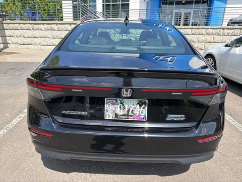 Used 2024 Honda Accord Sport image 5